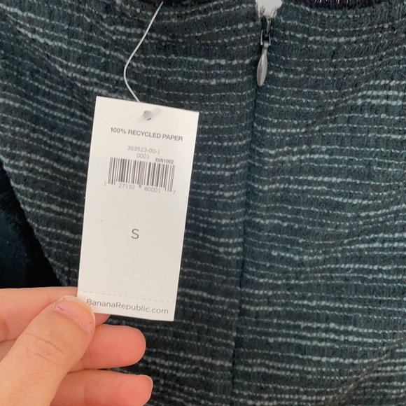 Brand new with tags Banana Republic Tweed top - Picture 3 of 3